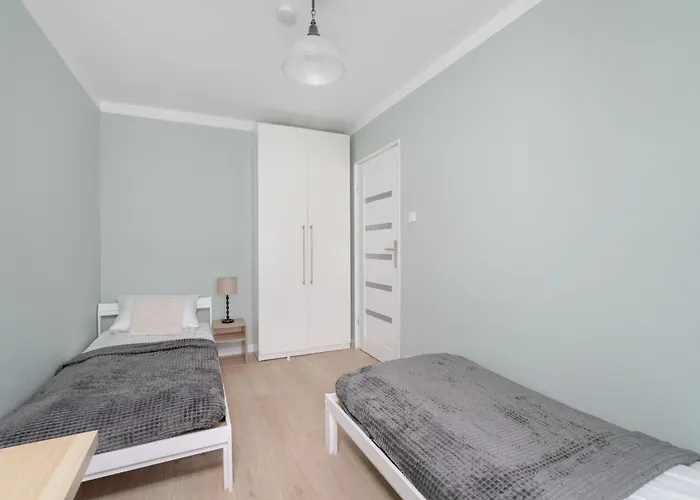 Bukowska Elegancki Z 1 Sypialnia I Biurkiem By Renters * Poznan