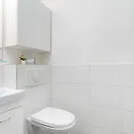 Bukowska Elegancki Z 1 Sypialnia I Biurkiem By Renters Apartamento