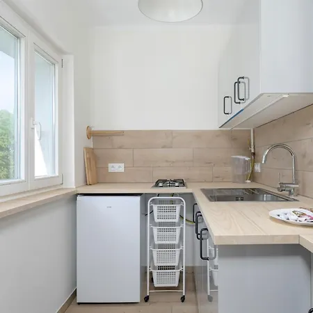 Bukowska Elegancki Z 1 Sypialnia I Biurkiem By Renters * Poznaň