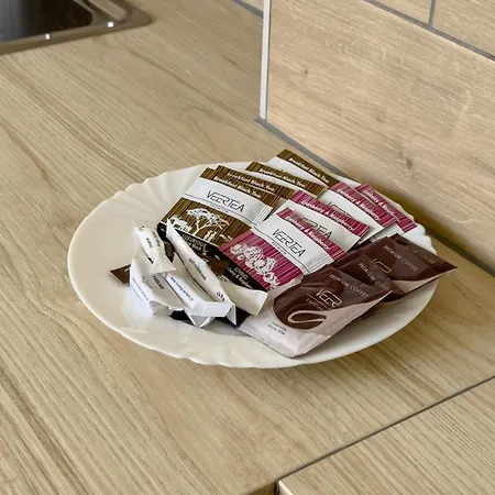 Bukowska Elegancki Z 1 Sypialnia I Biurkiem By Renters Apartmán *