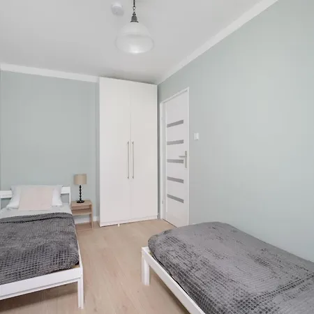 Bukowska Elegancki Z 1 Sypialnia I Biurkiem By Renters * Poznaň